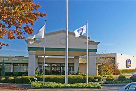 Best Western Dyersburg Inn מראה חיצוני תמונה